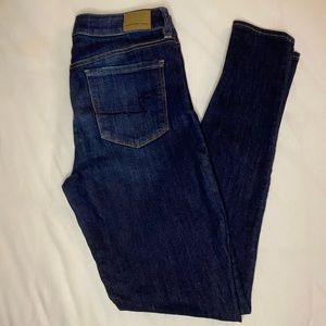 Dark wash American Eagle high-rise jeggings